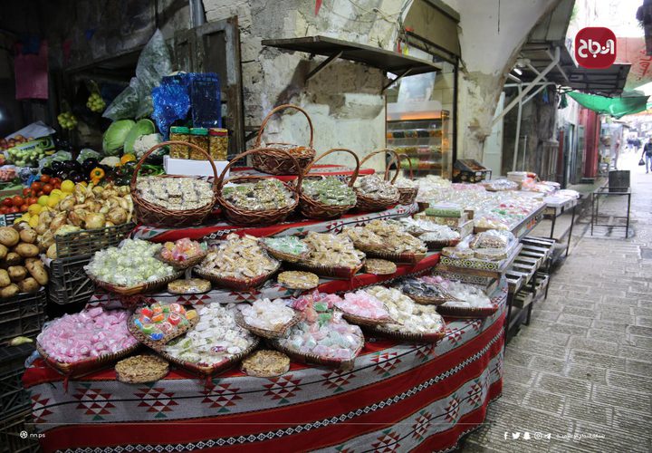 أجواء مدينة نابلس عقب قرار المحافظ بفتح بعض القطاعات