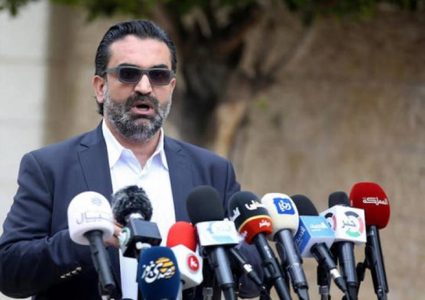 الشخرة: اليوم وغداً سيصلنا دفعة من لقاحي فايزر واسترازنيكا