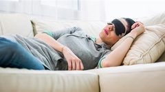 طبيب يحذر من مخاطر "القيلولة المنتظمة" على الصحة