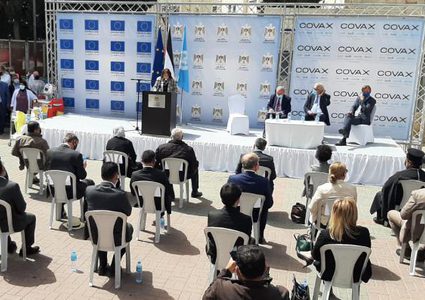 انطلاق حملة التطعيم ضد كورونا