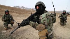 مقتل 6 جنود بانفجار غربي أفغانستان