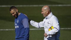 زيدان: لا أفهم لماذا لا يمثل بنزيما فرنسا