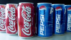 عبوة من المشروبات الغازية يوميًا تسرّع شيخوخة الدماغ