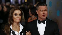 براد بيت في ورطة.. أنجلينا جولي تملك "دليلا مسيئا"