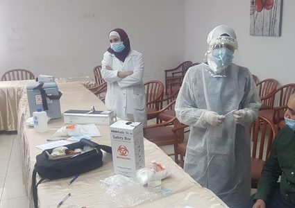 ‏‎الكوادر الطبية في مجمع فلسطين الطبي برام الله تتلقى لقاح #كورونا