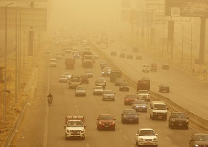 مصرع شخص أثر الطقس السيئ في مصر