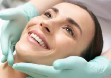 طرق لعلاج شيخوخة الجلد وتجديد البشرة