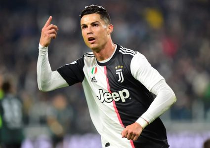 الأردن: 96 وفاة و8433 إصابة كورونا جديدة