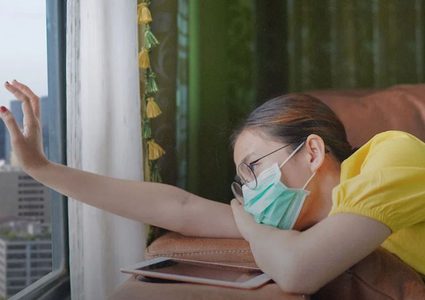 دراسة تربط الأرق والإرهاق بارتفاع احتمالات الإصابة بكورونا الشديد