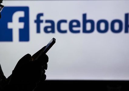 فيسبوك تخطط لإضافة ميزة جديدة لمنافسة تطبيق كلوب هاوس