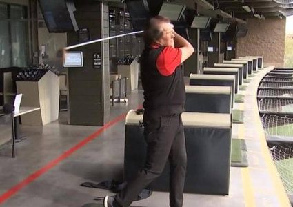 على أعتاب الثمانين .. ويكسر الأرقام القياسية