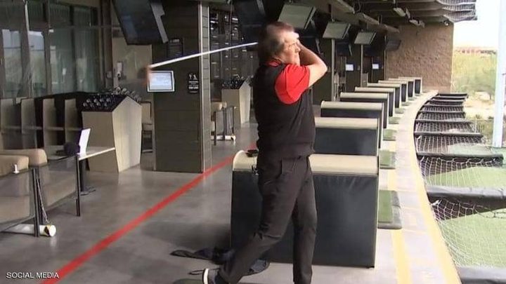 على أعتاب الثمانين .. ويكسر الأرقام القياسية