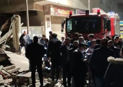 مصرع 3 أشخاص وإصابة 10 آخرين  بانهيار مبنى من 10 طوابق في القاهرة