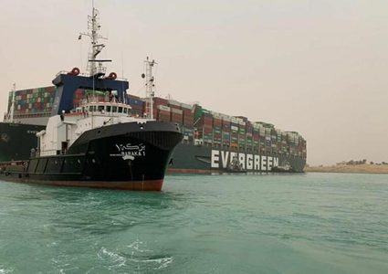 ما حجم الخسائر على بوابة قناة السويس؟