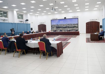 اللجنة المركزية لحركة "فتح" تعلن أنها في حالة انعقاد دائم
