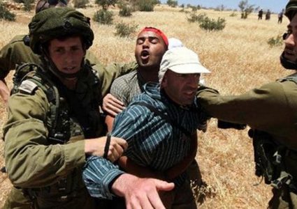 الاحتلال يقمع مسيرة لمناسبة يوم الأرض في سبسطية