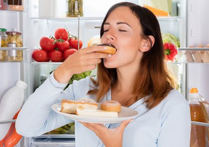 تعرفوا على قائمة الأطعمة التي تزيد الشعور بالجوع