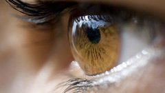 ما هو تأثير كورونا على العين ؟