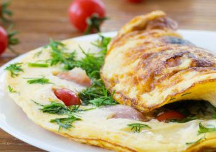 خبير يحذر من خطورة إعداد البيض بطريقة معينة