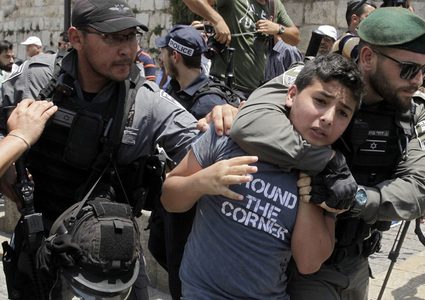 نادي الأسير: 140 طفلًا يواجهون أوضاعًا قاسية في سجون الاحتلال