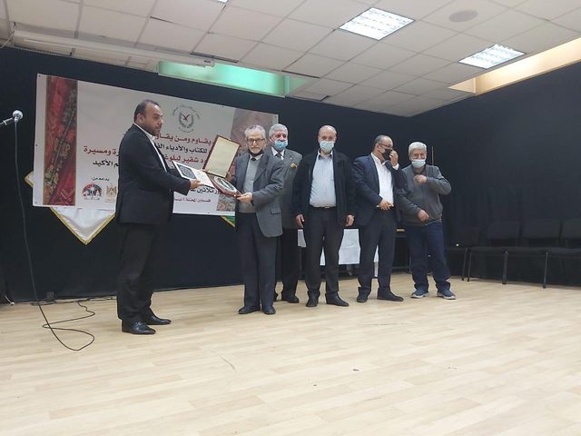 اتحاد الكتّاب يكرم الكاتب محمود شقير وكتّاب ندوة اليوم السابع
