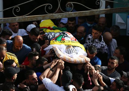 إصابات بمواجهات مع الاحتلال عقب تشييع جثمان الشهيد أسامة منصور