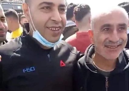 الأسير عصام أبو السباع من مخيم جنين حراً بعد 19 عاماً في الأسر