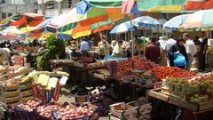 رمضان: فتح الأسواق حتى السابعة مساءً في محافظة نابلس السبت