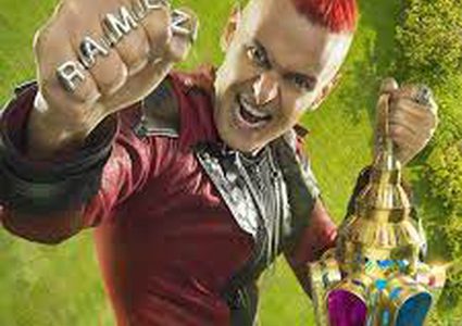 الفنان رامز جلال يخرج عن صمته بشأن برنامجه الرمضاني