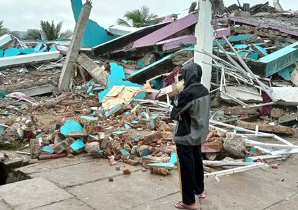 زلزال بقوة 6 درجات يضرب قبالة سواحل اندونيسيا