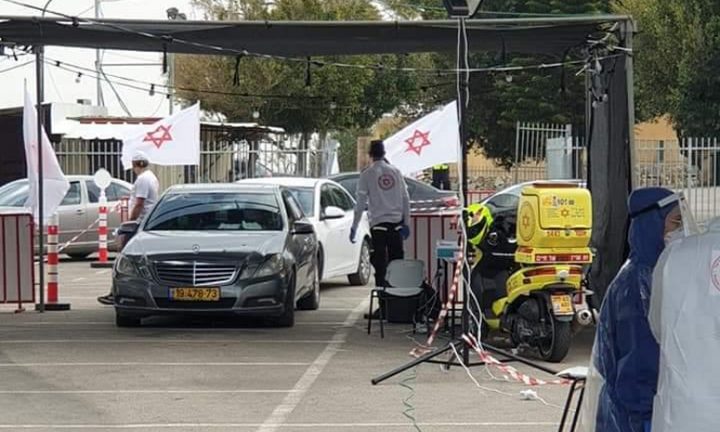 محطات فحص كورونا في بلدات عربية وسط تحسن في الحالة الوبائية