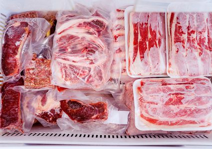 تعرفوا على أقصى مدة لتخزين اللحوم في الثلاجة والفريزر