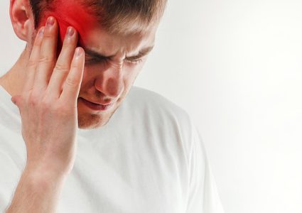 كيف تتجنب المعاناة من نوبات الصداع النصفي دون الذهاب للطبيب ؟