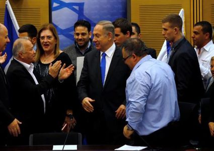 نتنياهو يعين طاقمه لمفاوضات تشكيل حكومة الاحتلال الجديدة