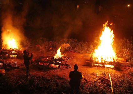 الكويت ترفض السماح للبوذيين والهندوس بحرق جثث موتاهم وتشرح السبب