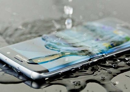 طرق إصلاح الهاتف عند تسرب الماء إليه