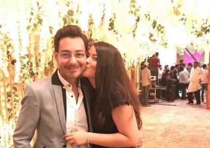 أحمد زاهر وابنته ليلى يتعرضان لانتقاد لاذع