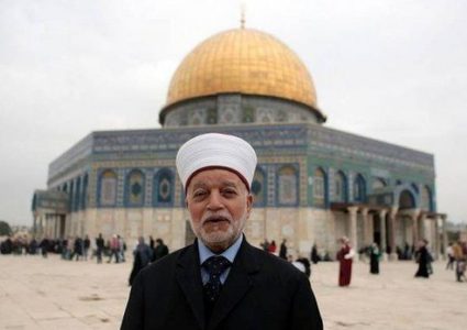 مفتي القدس: يوم غدا الثلاثاء أول أيام شهر رمضان المبارك