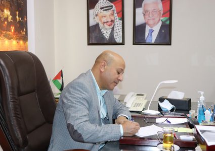 اطلاق "مسابقة بحثية" لأفضل بحث علمي منهجي حول قضية اللاجئين