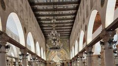 من باحات المسجد الأقصى صباح اليوم