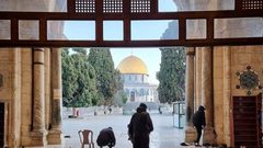 من باحات المسجد الأقصى صباح اليوم