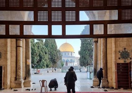 من باحات المسجد الأقصى صباح اليوم