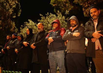 المقدسيون يؤدون صلاتي العشاء والتراويح في رحاب المسجد الأقصى