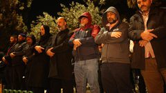 المقدسيون يؤدون صلاتي العشاء والتراويح في رحاب المسجد الأقصى المبارك