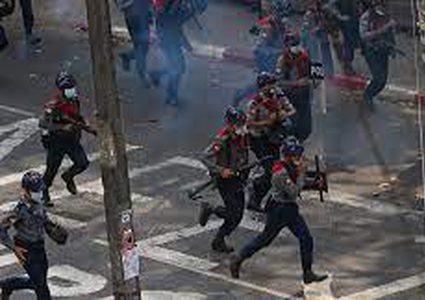 الأمم المتحدة تحذّر من "نزاع شامل" في بورما