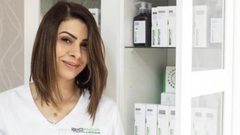 العشرات من أهالي الطيرة يشاركون في تشييع جثمان سهى منصور