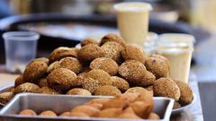 جانب من أجواء مدينة نابلس في ثالث أيام شهر رمضان المبارك