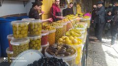 جانب من أجواء مدينة الخليل في ثالث أيام شهر رمضان المبارك