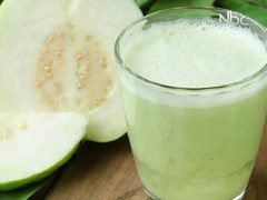 عصير الجوافة في رمضان يميز السهرة الرمضانية