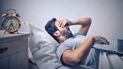 هل النوم فترة طويلة في نهار رمضان يبطل الصوم؟